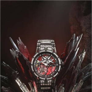 Roger Dubuis罗杰杜彼Mad but Swiss澳门震撼登场