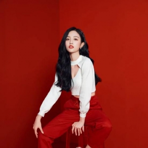 BLACKPINK带火爆款毛衣 女生冬天这么穿太好看了吧
